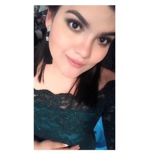 Meet your Posher, Lizzi